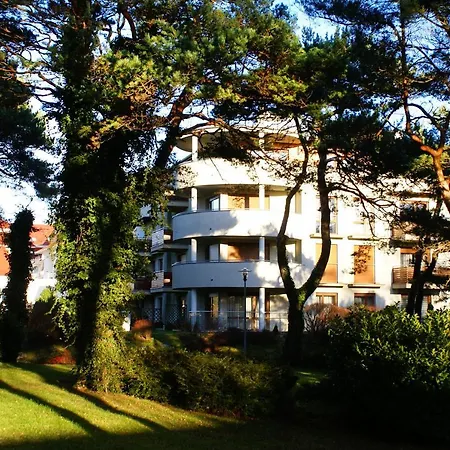 Komfortowy Apartament Dwupokojowy Z Tarasem I Garaz Ustka Exterior photo